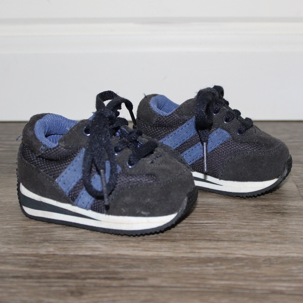 6/$20 Baby Smart Shoes